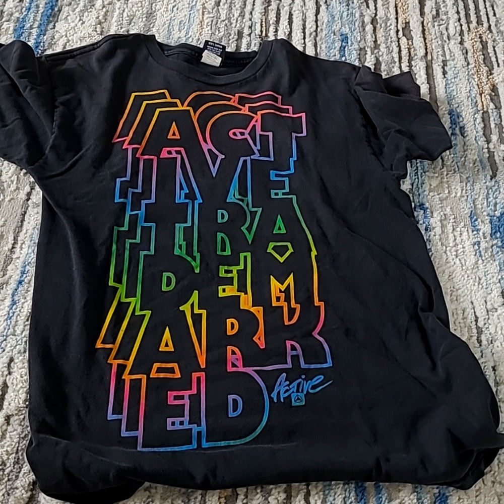 Active skate shirt